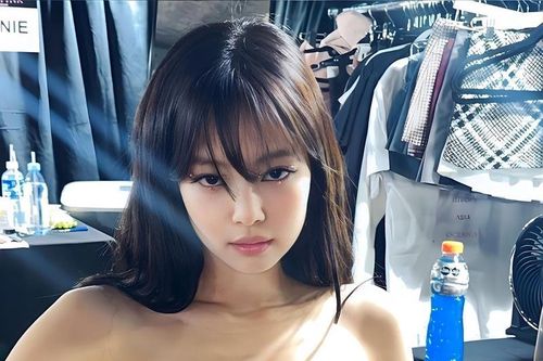 6 kiểu trang điểm để 'bung lụa' hết mình cùng thần tượng BlackPink