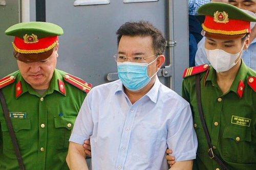 Chuyến bay giải cứu: Cựu Phó Chủ tịch Hà Nội Chử Xuân Dũng nhận án 3 năm tù giam