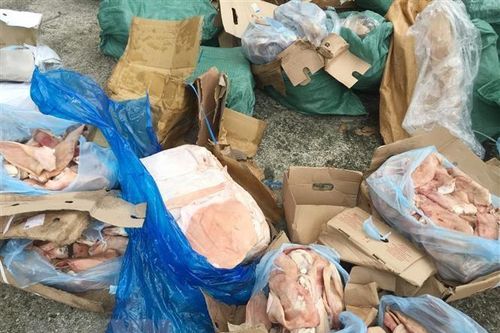 Lai Châu: Thu giữ 3 tấn mỡ và da động vật biến sắc, bốc mùi hôi thối