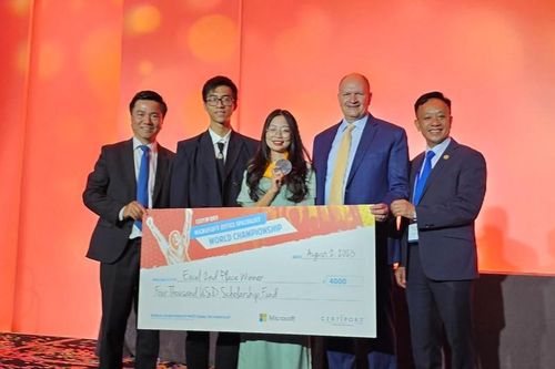 SV trường ĐH Hàng Hải Việt Nam giành HCB tin học văn phòng thế giới