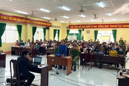 Án chung thân cho kẻ chém chết bạn nhậu