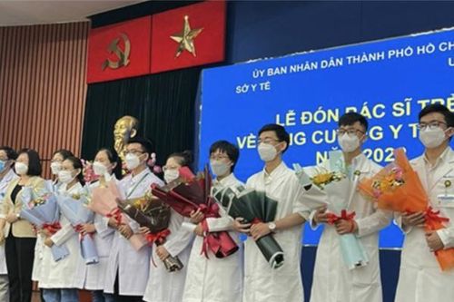 Tp.HCM: Lần đầu tổ chức ngày hội việc làm cho bác sĩ