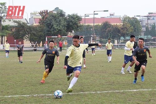 Loạn giải bóng đá 'phủi' và trách nhiệm của các cơ quan chức năng