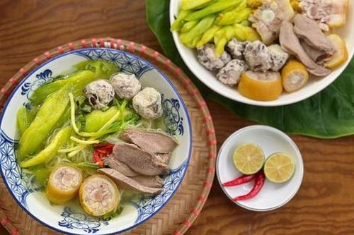 Khởi động ngày mới với món bún dọc mùng