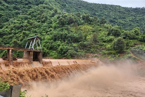 Khu vực nào cần lưu ý về nguy cơ lũ quét, sạt lở đất?