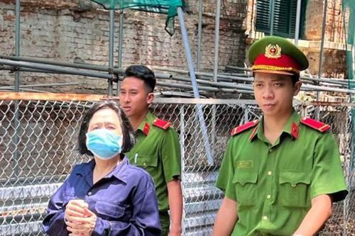 Kế toán dùng 'ảo thuật' rút tiền của đơn vị tiêu xài cá nhân lãnh 12 năm tù