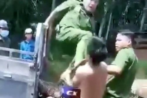 Đề nghị tạm đình chỉ trưởng công an xã ở Bình Phước đánh dân