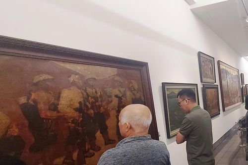 Danh họa Nguyễn Sáng 'lành sạch trong lặng lẽ'