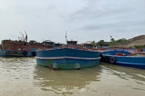 Tiền Giang: Xử lý nghiêm, ngăn chặn khai thác cát trái phép