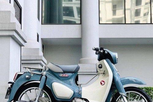 Loạt xe máy 'bề ngoài đơn giản, bên trong nhiều tiền' cho tân sinh viên nhà có điều kiện