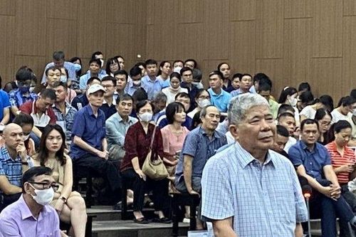 Xét xử 'đại gia điếu cày' Lê Thanh Thản: Vì sao tòa trả hồ sơ?