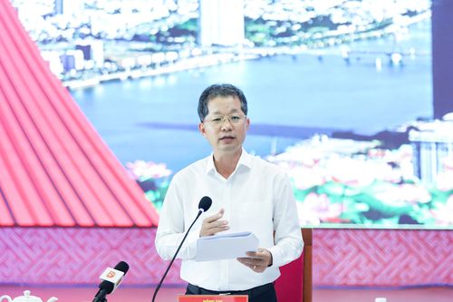 Phải xác định công tác xây dựng, chỉnh đốn Đảng là nhiệm vụ mang tính quyết định