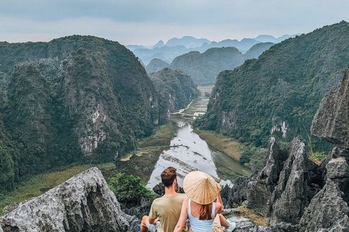 'Hữu xạ tự nhiên hương': Du lịch Việt gây ấn tượng với quốc tế