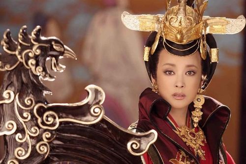 Bí ẩn miếng gỗ Võ Tắc Thiên ngậm trong miệng khi qua đời