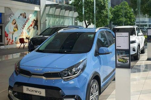 Top xe giá rẻ dưới 500 triệu tháng 7: KIA Morning bị Toyota Wigo vượt mặt