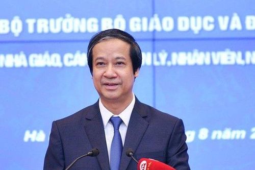 'Chúng ta luôn mong giáo viên có thu nhập sống được, sống đàng hoàng'