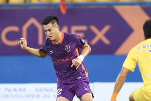 Tiến Linh hết hợp đồng với Bình Dương, chuẩn bị gia nhập 'dải ngân hà' Công an Hà Nội?