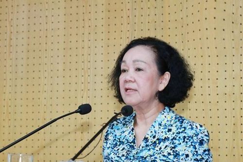 Quy định mới của Bộ Chính trị về kiểm soát quyền lực với công tác cán bộ