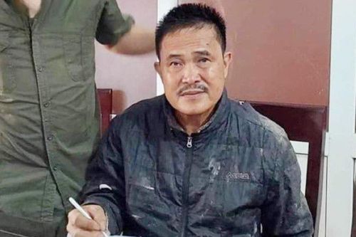 'Cáo đầu đen' sa lưới