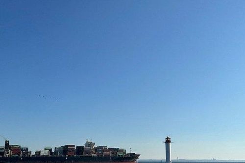 Tàu container đầu tiên rời cảng Odessa đang bị Nga phong tỏa