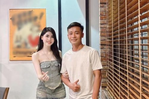 Bị chỉ trích, cô gái chụp ảnh thân mật với Lindo lên tiếng