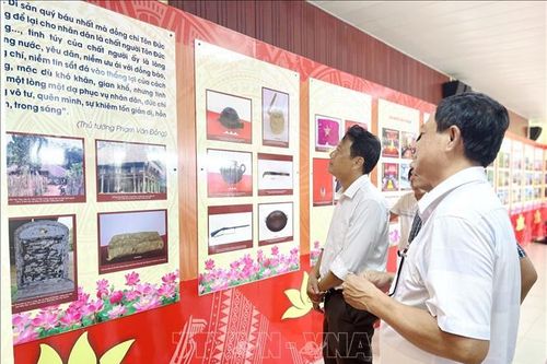 Khai mạc Trưng bày chuyên đề 'Thái Nguyên - Mảnh đất chiến khu xưa'