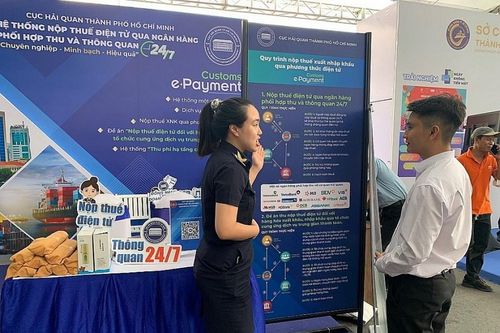 Ngành Hải quan cải cách thông qua nộp thuế điện tử doanh nghiệp nhờ thu