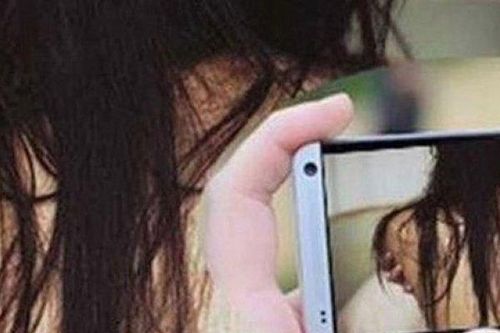 Phát tán ảnh 'nóng' của tình cũ, người đàn ông phải bồi thường số tiền 'khủng'