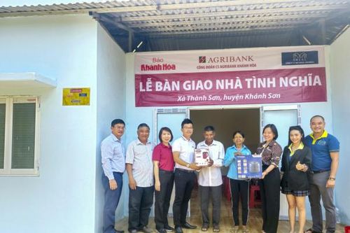 Nghĩa tình người làm báo Kỳ cuối: Góp sức thực hiện chủ trương lớn