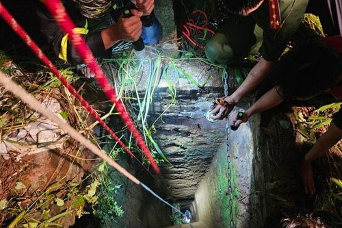 Người đàn ông tử vong do rơi xuống giếng sâu