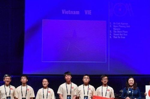 Bản tin 23/8: Việt Nam giành 4 Huy chương Olympic Thiên văn và Vật lý thiên văn quốc tế