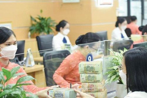 Thủ tướng tiếp tục thúc Ngân hàng Nhà nước khẩn trương sửa Thông tư 06