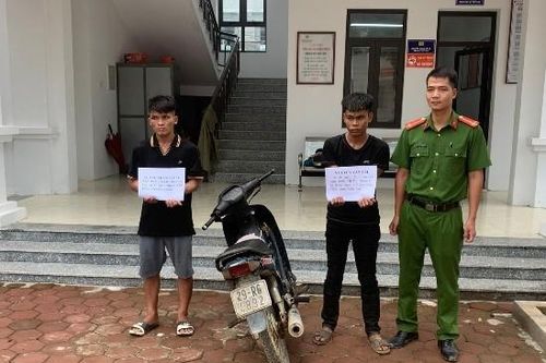 Phiên tuần tra đêm bắt 'nóng' 2 đối tượng trộm xe máy