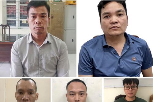 Nhóm đối tượng mang dao quắm đi lùng bắt kẻ dùng giấy tờ giả bán xe ô tô