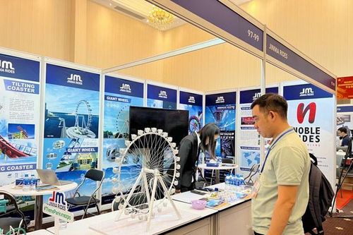 100 DN tham gia triển lãm về máy móc thiết bị công viên giải trí và công viên nước 2023