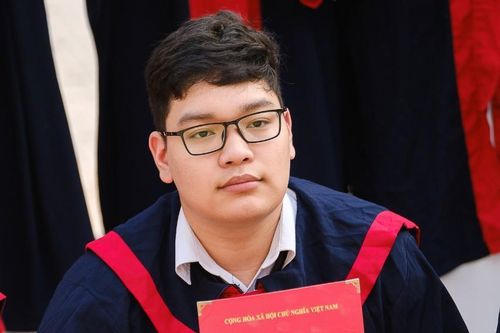 Tinh thần tự lực của thủ khoa khối A01 Học viện Biên phòng