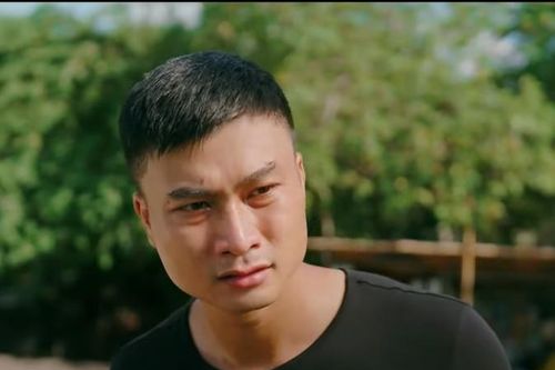 'Làng trong phố' tập 20: Ông Ẩn ở xóm trọ mất tích khiến Hiếu lo lắng