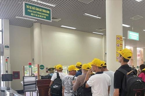Cấp thị thực điện tử cho công dân nước ngoài: Công khai, minh bạch và thuận lợi