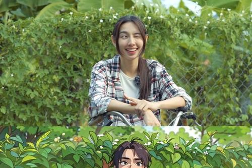 Lộ diện nàng hậu xinh đẹp phải đứng ngoài trào lưu 'ảnh anime' vì một lý do cay đắng