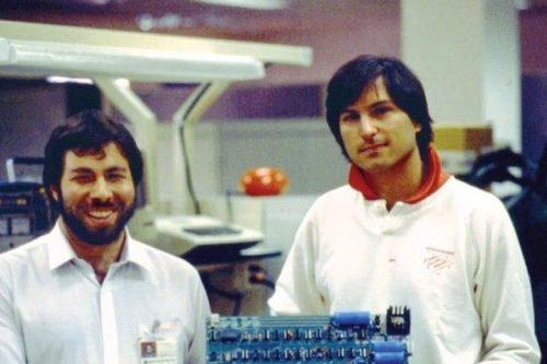 Tấm séc có chữ ký của Steve Jobs và Woz 'gây sốt' với trị giá 3,2 tỷ đồng