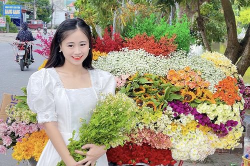 Thu về trên những gánh hàng hoa