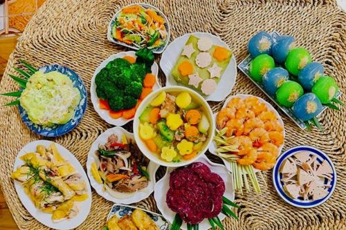 Thực phẩm chay, cỗ chay hút khách mùa Lễ Vu Lan