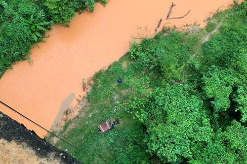 Kon Tum: Phát hiện thi thể nam thanh niên dưới chân cầu Đăk Xú
