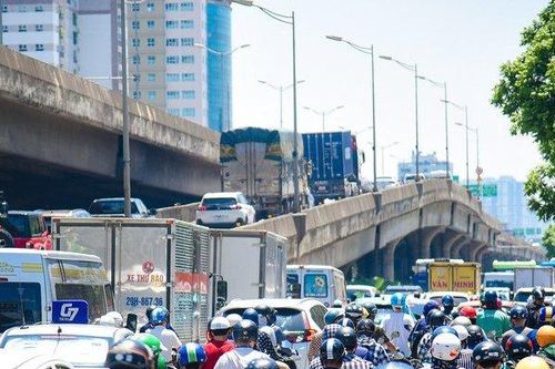 Hà Nội: Giao thông ùn tắc ngày làm việc cuối cùng trước kỳ nghỉ lễ 2/9