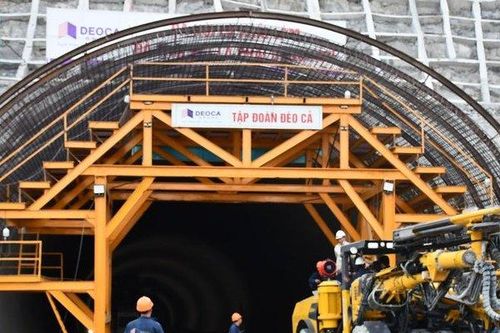 Đèo Cả lãi hơn 300 tỷ đồng nửa đầu năm, 'ôm' khối nợ hơn 1,2 tỷ USD
