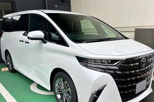 Lô Toyota Alphard 2024 đầu tiên về Việt Nam: Đời mới có rất nhiều thay đổi, giá sẽ không dưới 4 tỷ