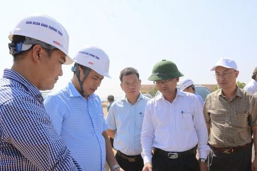 Bình Định yêu cầu đẩy nhanh tiến độ nhiều dự án bất động sản