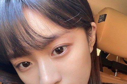 Nàng thơ thế hệ mới xứ Hàn đẹp mướt mắt nhờ dưỡng da 7 bước