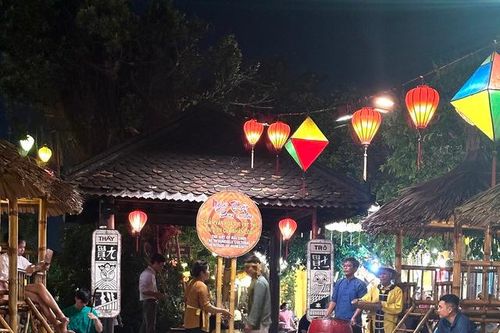 Gìn giữ và phát huy di sản văn hóa phi vật thể tạo động lực cho phát triển du lịch