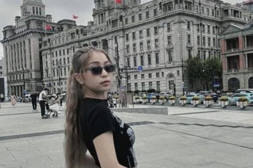 Hậu lấy chồng, bạn gái cũ Quang Hải có cuộc sống 'lên hương'